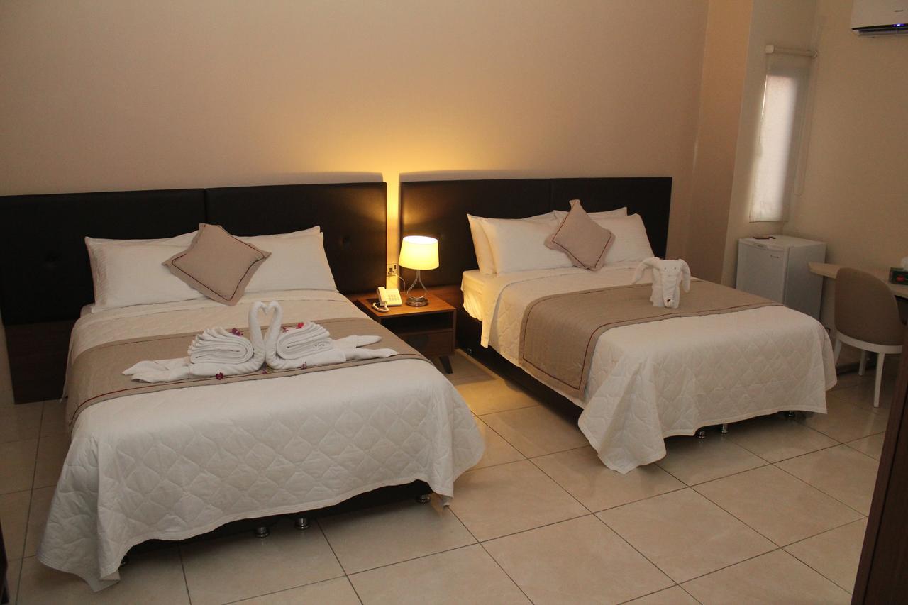 Murex Plaza Hotel & Suites Monrovia Eksteriør billede