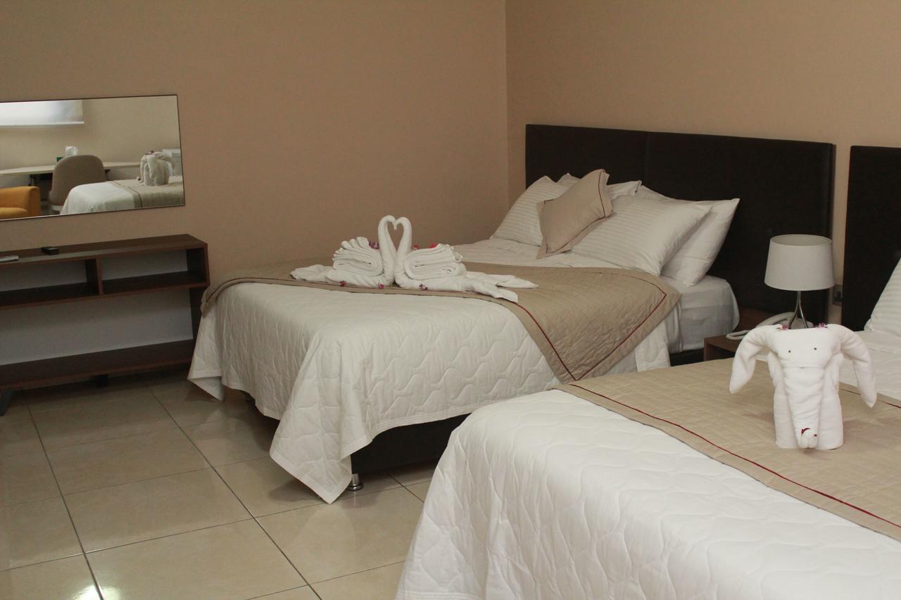 Murex Plaza Hotel & Suites Monrovia Eksteriør billede