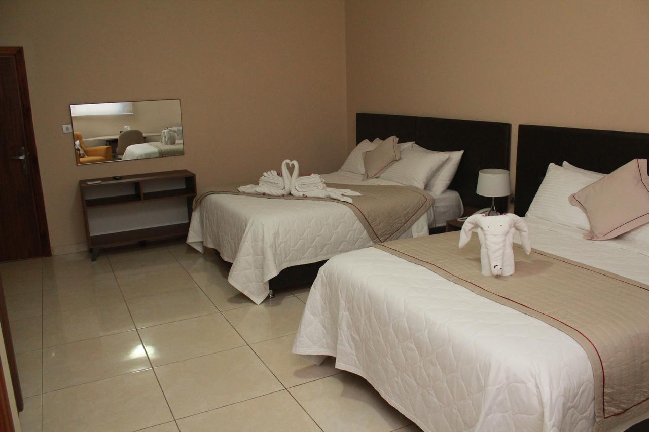 Murex Plaza Hotel & Suites Monrovia Eksteriør billede