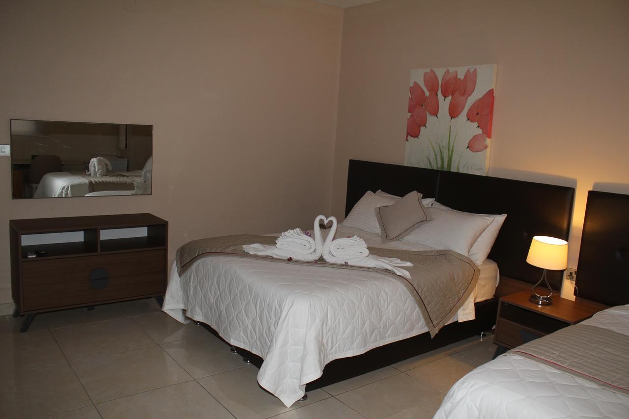 Murex Plaza Hotel & Suites Monrovia Eksteriør billede