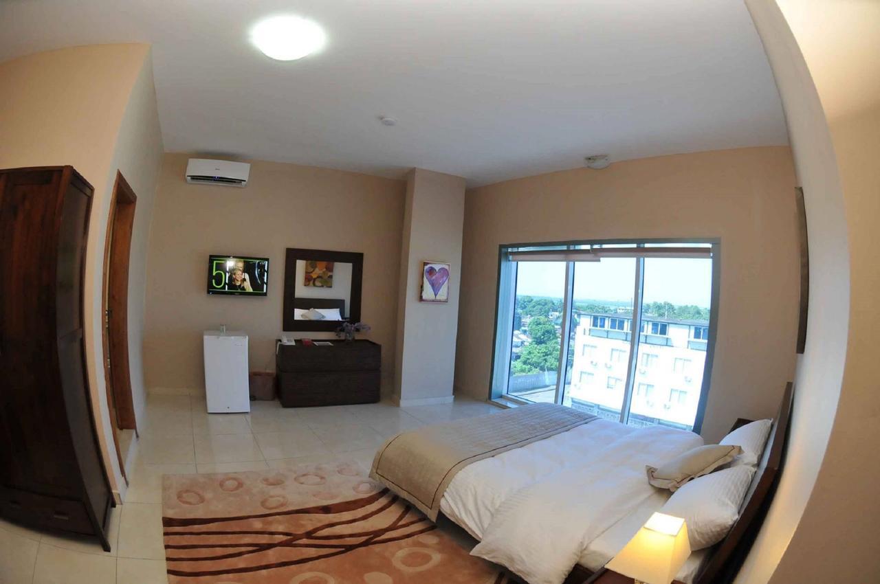 Murex Plaza Hotel & Suites Monrovia Eksteriør billede